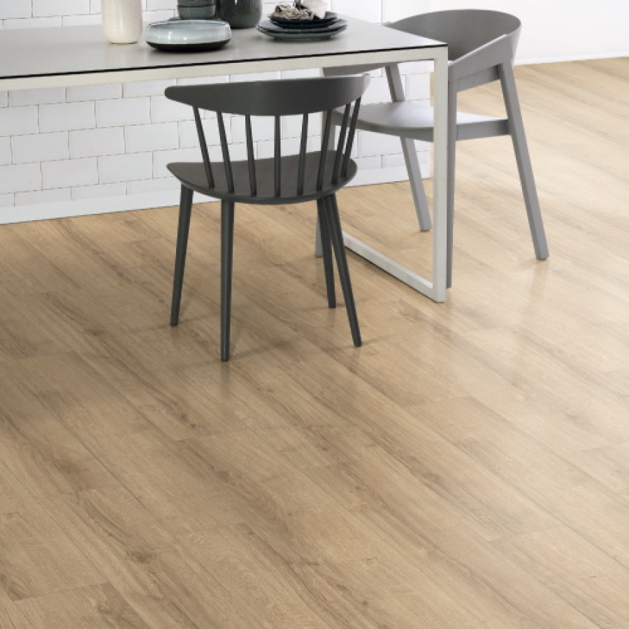 Classic Agua Дуб Шерман світло-коричневий 2405, 10.32 ламінат львів еггер egger