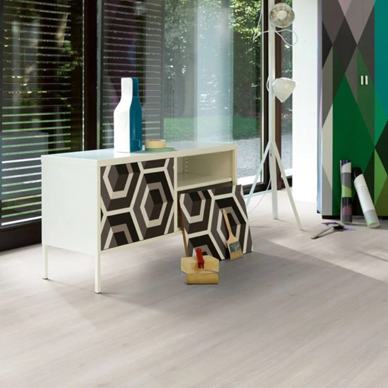 Classic 1050 V4 Дуб Скайлайн білий-1